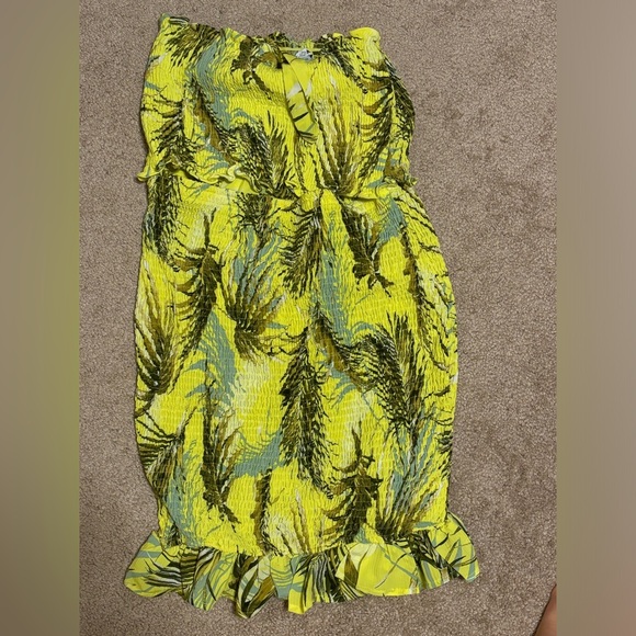 Tropical Dress - Picture 2 of 2